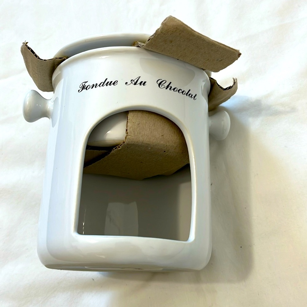 Chocolate making , melting cup
